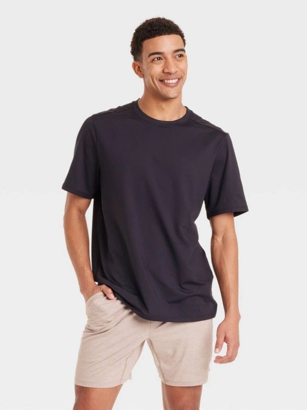 All in Motion Mens Relaxed Fit Soft Stretch T-Shirt‎ Black UPF 50+ Crew Neck L
